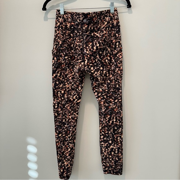 Lululemon Invigorate High-Rise Tight 25” Motion Flux Multi Polkadot 6 Pickleball - Picture 4 of 15